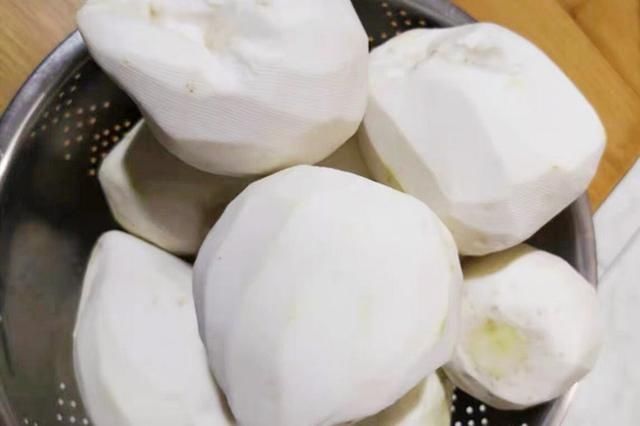 冬天，最该吃的不是萝卜而是它，现在正当季，营养极高，别不懂吃