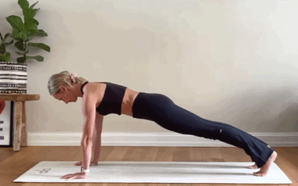 瑜伽|8个瑜伽平板支撑变体,坚持30天,腰腹竟发生如此大的变化