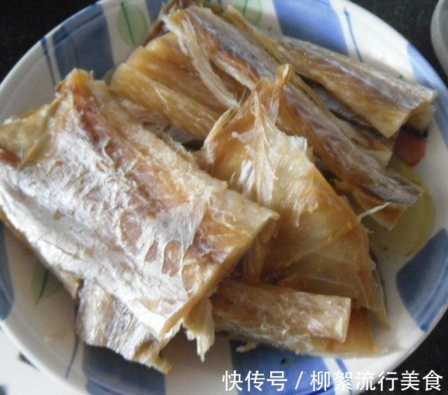 辣椒油|香辣鱼干，口感非常有嚼头，是美味的下酒佳肴！