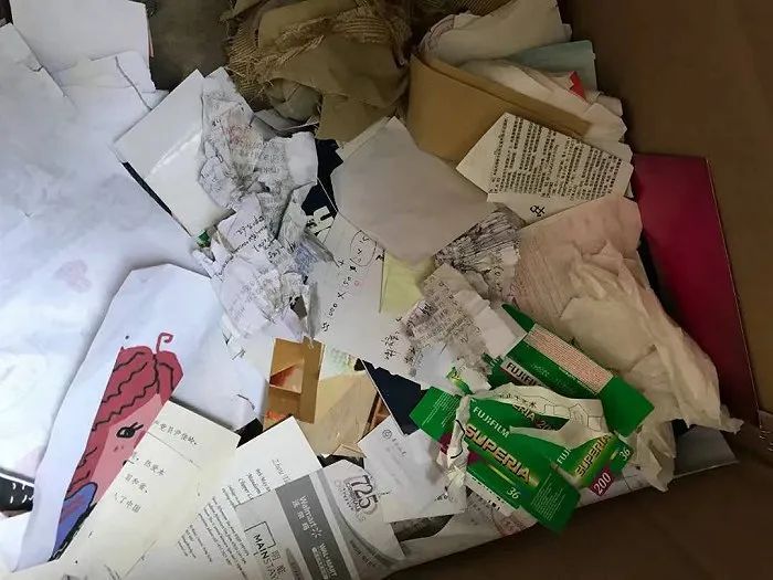 物品|花费近千元!把12箱家当从北京寄往上海,没想到被送到了垃圾场?!更气人是…