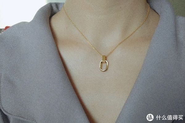 指南|“金”诚所至，那些既保值、增值又有设计感的金饰七夕送礼指南