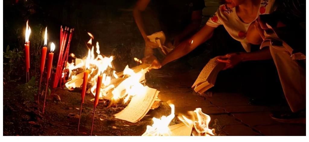 纸钱&人死后为何要烧纸?流传上千年的文化,真的只是迷信吗?