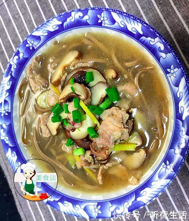 天冷了,儿子早餐就馋这面,鲜甜营养,一碗下肚超满足,不饿肚子