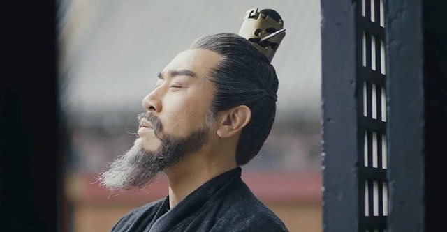 曹操有2句诗堪称神来之笔,1句成酒鬼口头禅,1句老男人最喜欢