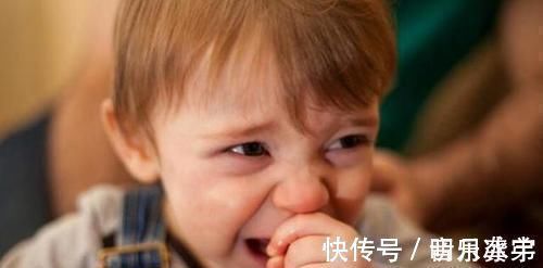 危险物品|孩子误拿502胶水滴眼睛,妈妈30秒内的处理办法,医生都夸奖