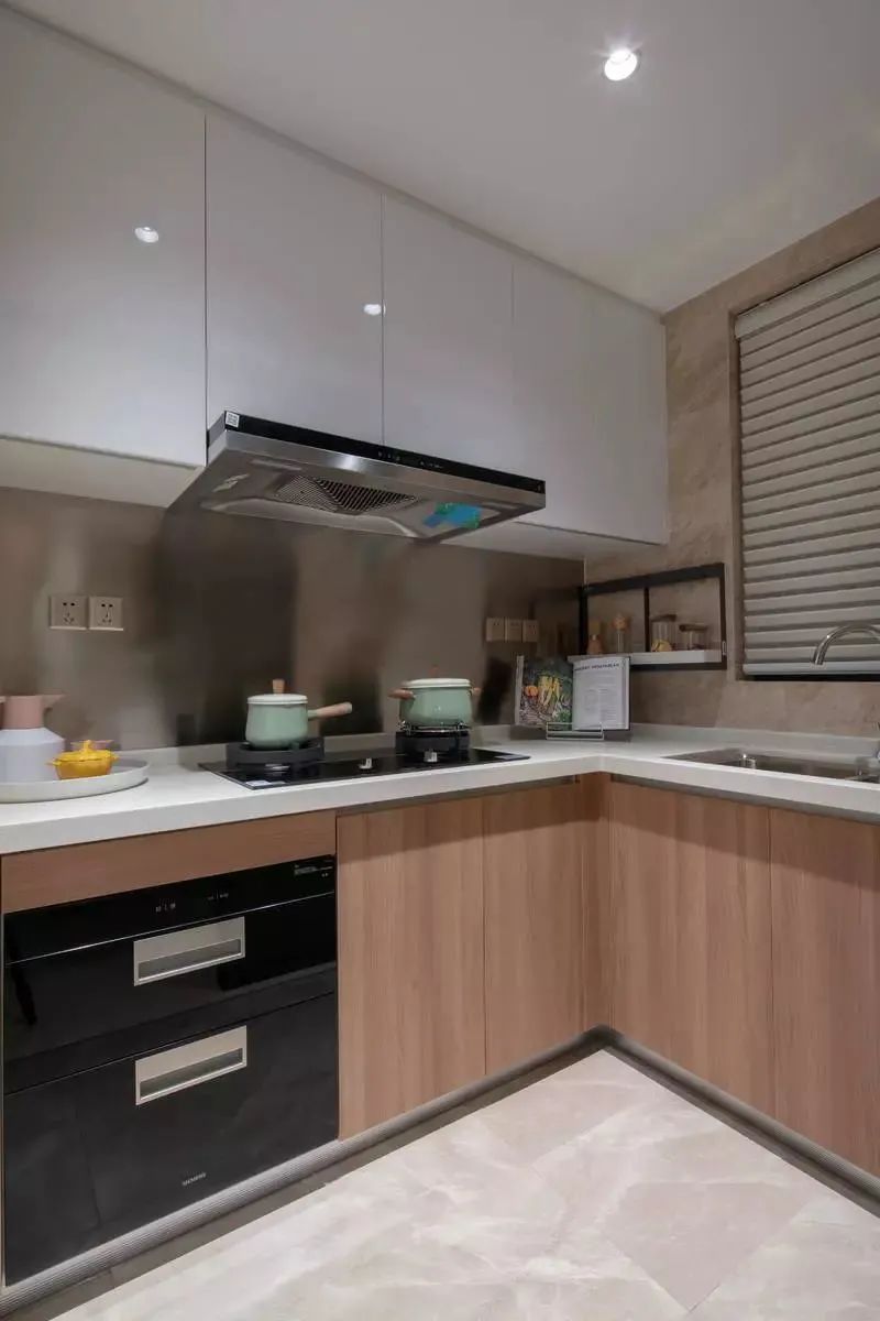 挂画|81㎡现代简约,朴素温馨小三房,简洁优雅好舒畅