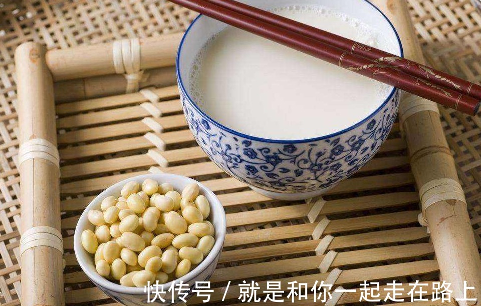 打豆浆,直接干打就错了!多做一步,豆浆细腻香浓,好喝没腥味!