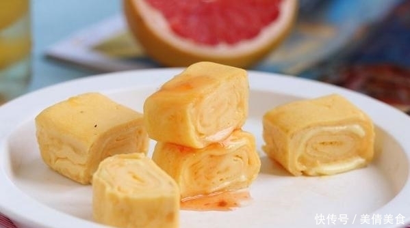 牛奶|做点玉子烧当早餐，1瓶牛奶3个蛋，放点芝士还能拉丝
