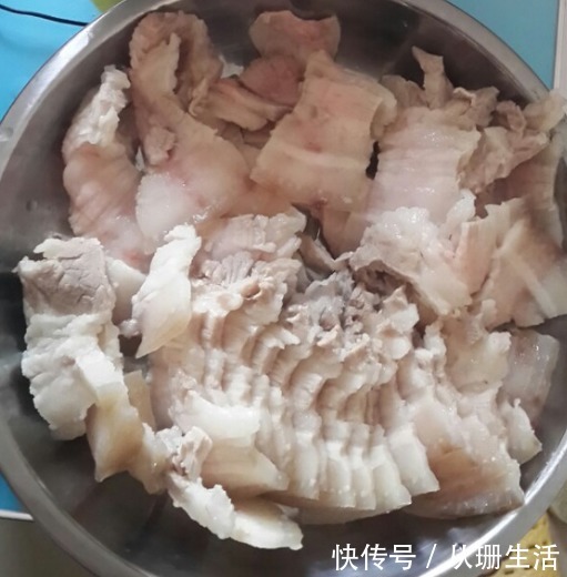 米醋|天热吃肉就爱这吃法，肉质鲜嫩多汁儿，酸辣爽口又开胃，好吃过瘾