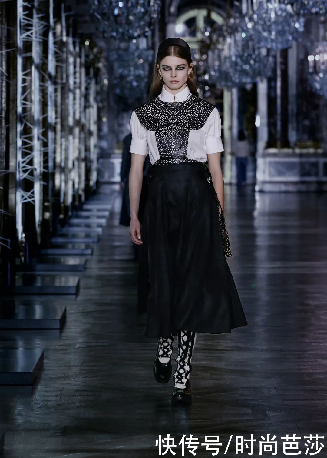 DIOR讲述的童话故事，只有成年人才能读懂