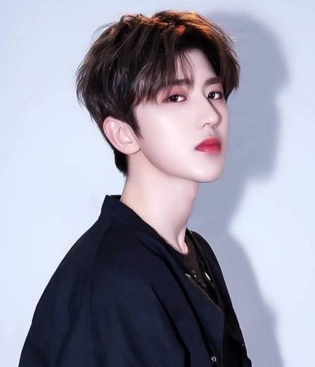 《奔跑吧》官宣阵容，蔡徐坤加盟让人意外，郭麒麟接任搞笑担当