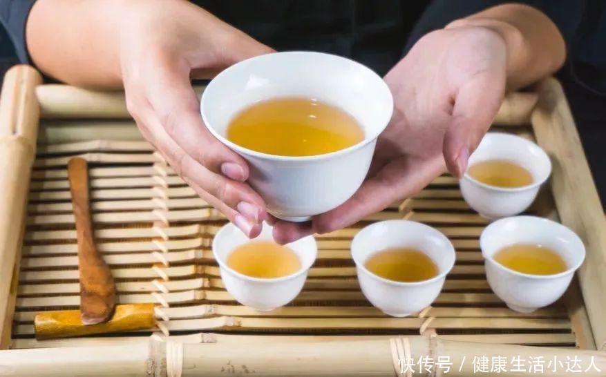 熬夜|养肝,请记住:晨起两坚持,晚上两不要,肝脏会越来越好