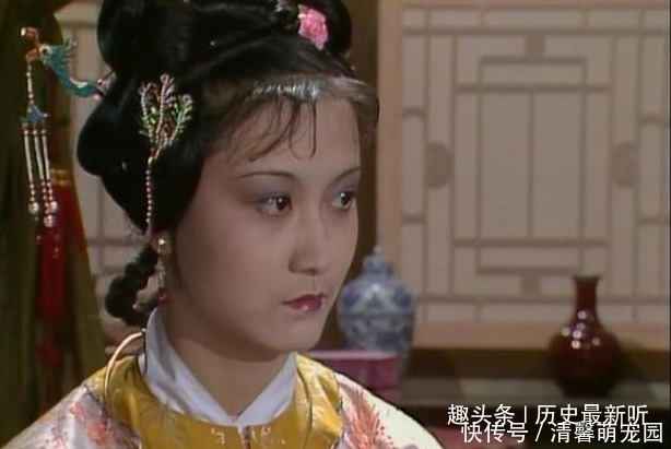 王妃|贾母就是一个十足的“颜值控”,连迎春惜春她都觉得上不了台面