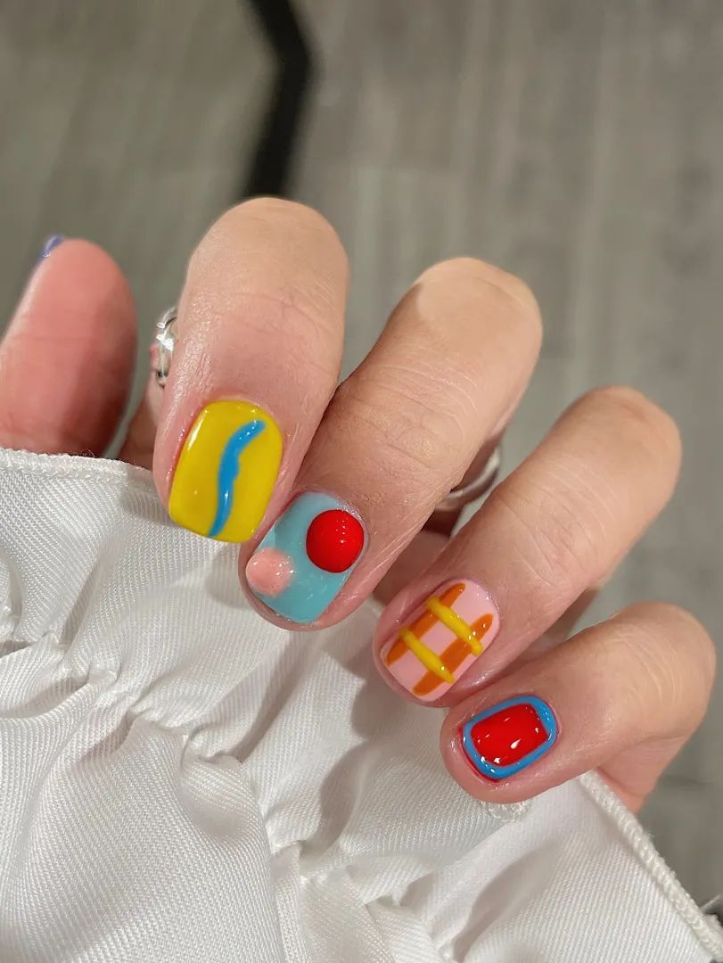 muun|100款Ins爆火的出游美甲,照着做刷爆朋友圈