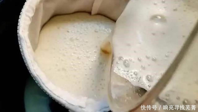  制作|白醋可以用来制作光滑的白豆腐，如果你想自己做