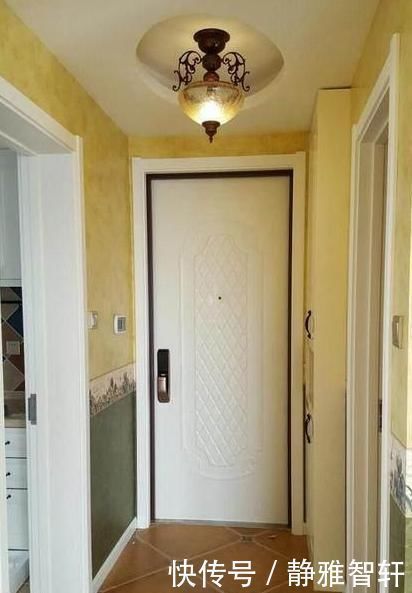 土气|马桶旁砌了半堵墙,被老婆骂土气,装修完她一看爱的不得了!