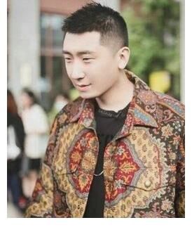半集不伦不类,半集幕后花絮,真是一个只想快进的节目啊