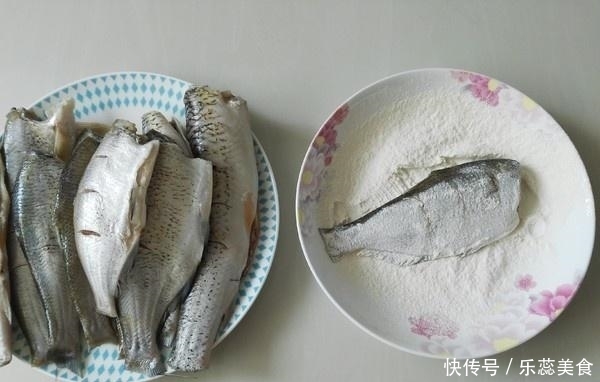 不管炖什么鱼,万万多加“这1步”!鱼肉鲜香嫩滑,还不腥
