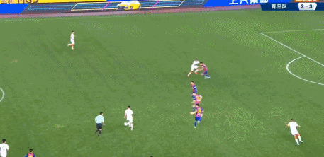 武漢隊|中超-武漢5-2逆轉(zhuǎn)送青島11連敗 鴨梨趙宏略皆雙響拉斐爾劉云建功