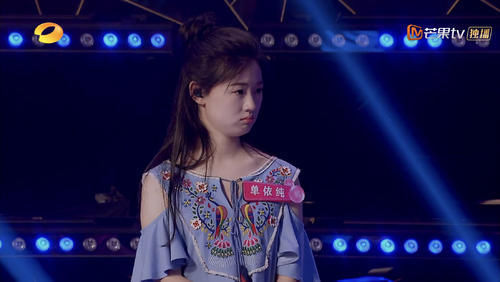 本季|单依纯曾败给本季《好声音》某20强学员,再次相遇,终于一雪前耻