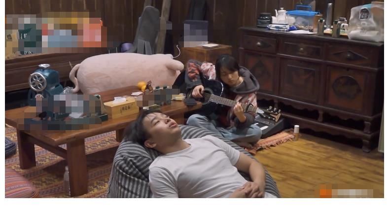 向往5|《向往5》邀请陌生嘉宾，张子枫选择独处，彭昱畅的做法暖到观众