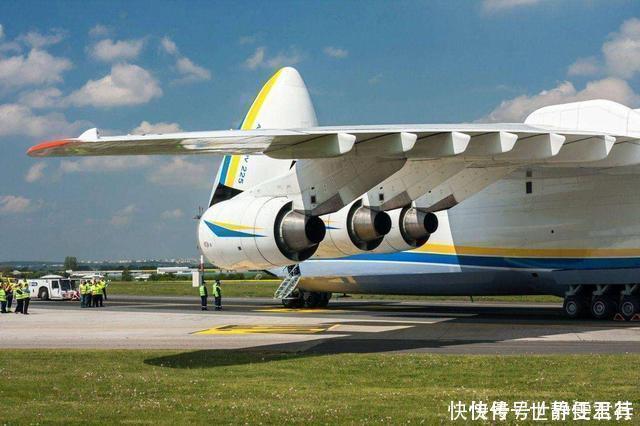 巨无霸 最大的飞机重量达2500吨!惹人惊呼:不愧是巨无霸