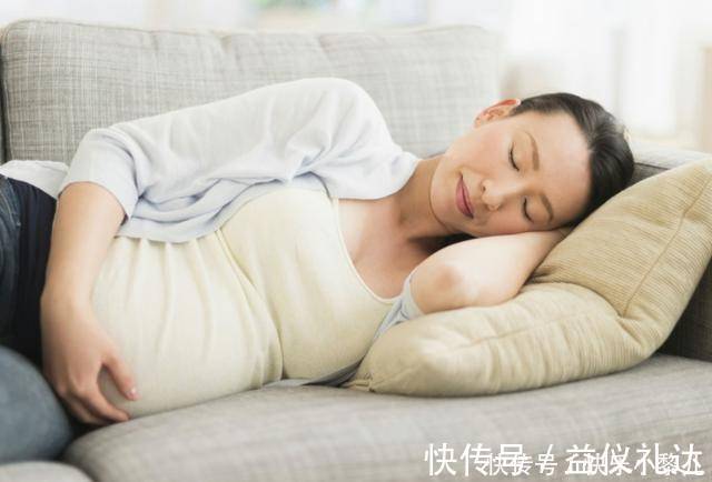 孕妇|孕期孕妈睡觉时,频繁出现这3种症状,是在暗示胎儿不舒服