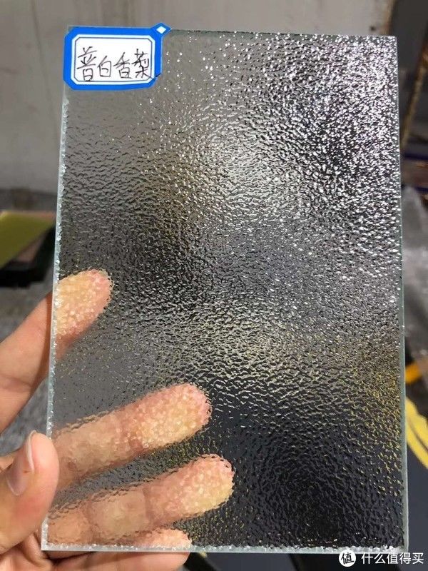 关键点|长虹玻璃门怎么选？玻璃、边框、合页都有讲究