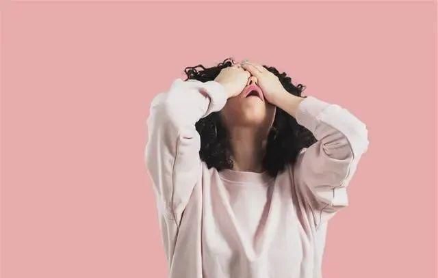 睡眠质量|经常凌晨三、四点自然醒?除了失眠,这4个因素,别置之不理