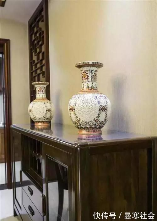 新中式|140平新中式大宅,好喜欢牡丹花画背景墙,雍容富贵,沉稳大气