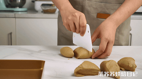 咖啡栗子面包这么做,吃前一定备足饭