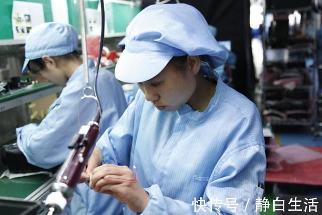 比亚迪|另辟蹊径富士康再有“大动作”,这次不再是手机