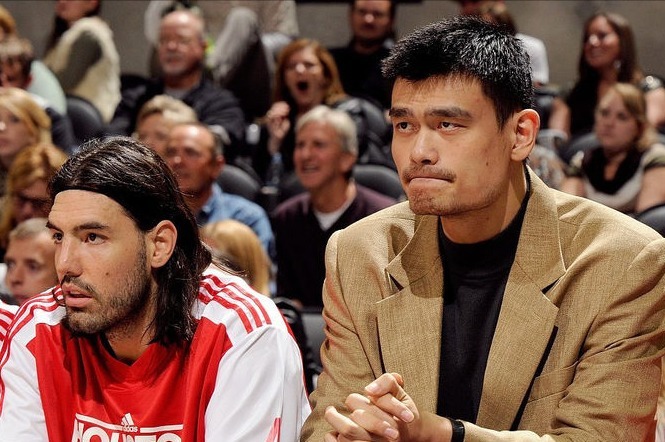 nb姚明NBA时被称“支那人”,面对科尔欺负,姚明霸气回复让他闭嘴