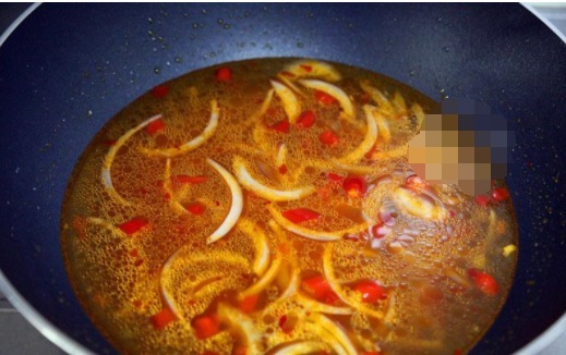 粉丝和它一起煮,特别鲜美,成本几块钱就够