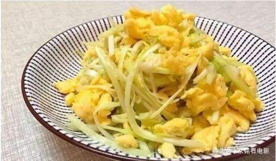 鸡肉|美食推荐韭黄炒蛋、火爆双脆、水煮鱼、私房大盘鸡的做法