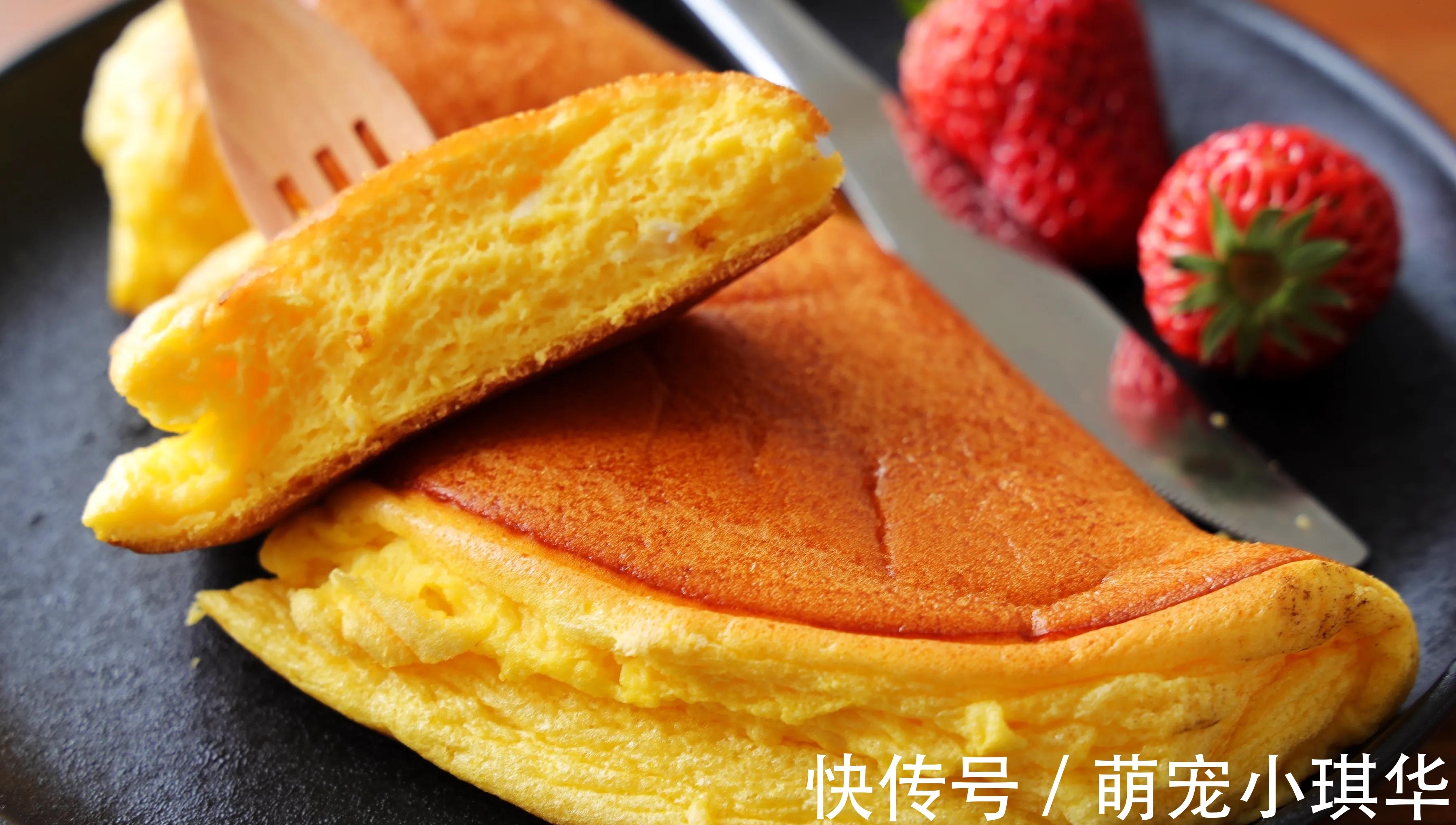 只要3个鸡蛋就能做出美味的早餐，不要面粉不要油，入口即化！