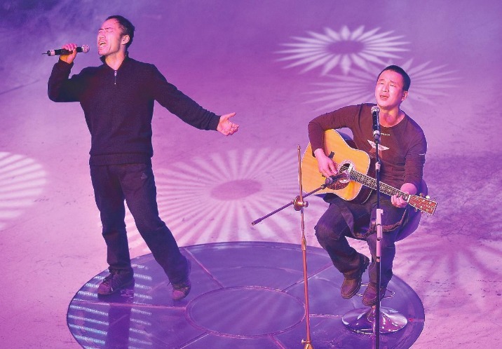 旭日陽剛“幻滅史”,他們的故事比你想象的更惡劣