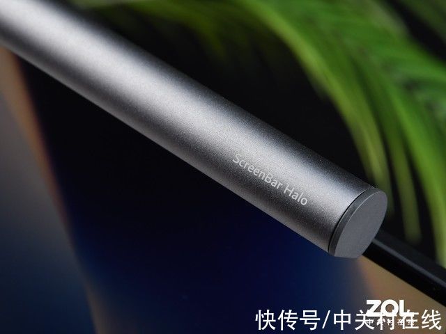 显示器|沉浸式灯光体验 明基屏幕挂灯ScreeBar Halo评测