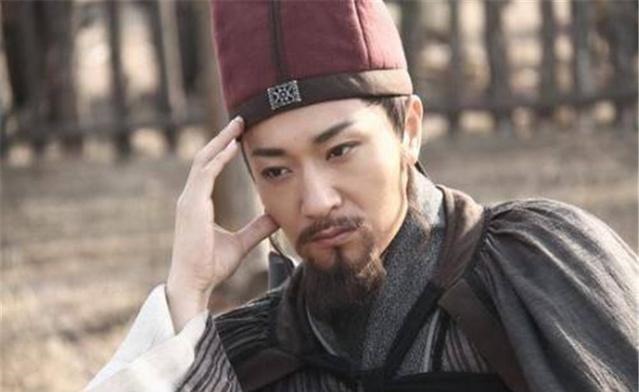 宋江@梁山好汉四个字闻名天下,但水浒中最奸诈的人,就在梁山中