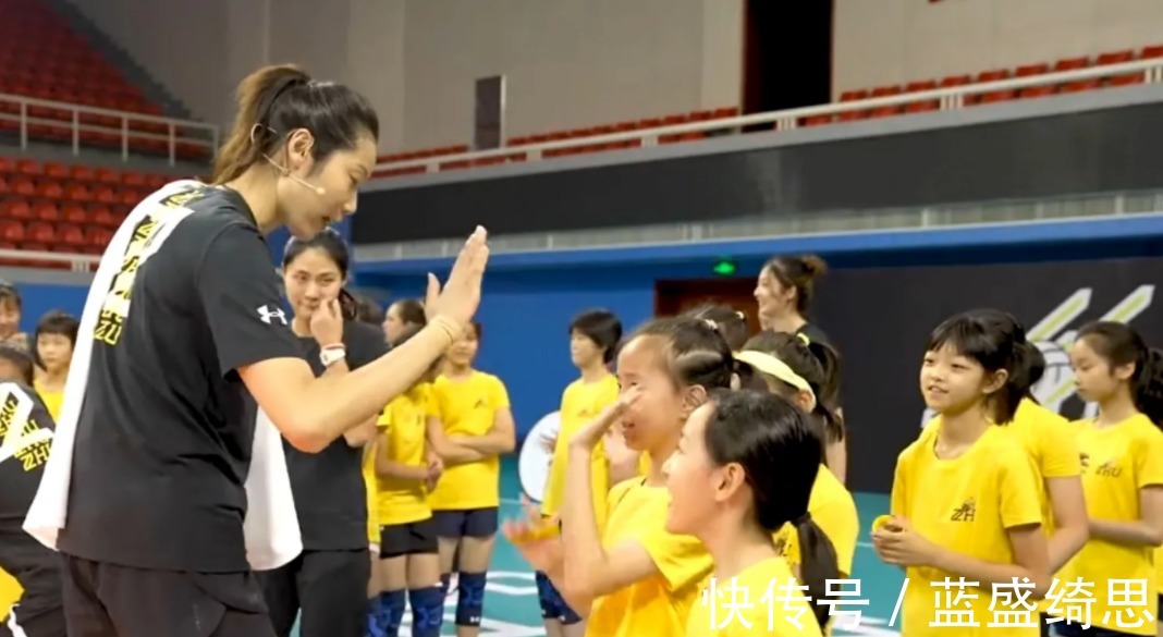 龚翔宇|朱婷等七仙女用还是不用蔡斌迎难题七仙女出征2022年世锦赛!