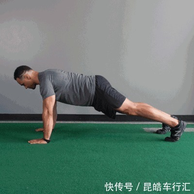 高跟鞋|F杯漫画身材?也太美了吧!知道身材为什么这么好吗?答案是健身
