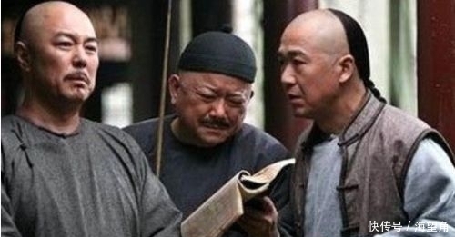 铜钱|乾隆出题三枚铜钱贺喜,嫌少勿收,收则爱财,七岁小孩对出下联