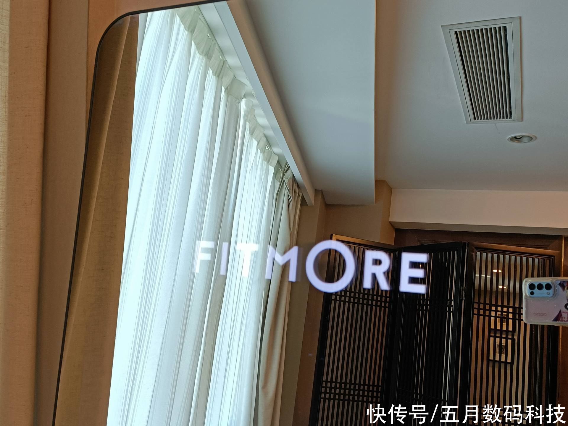 咕咚|FITMORE健身镜，坚持每一天，秀出好身材