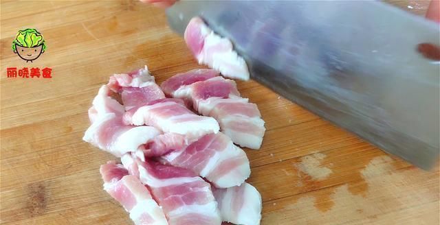 豆角有人焯水,有人直接炒,难怪不好吃,看饭店大厨师是怎么做的