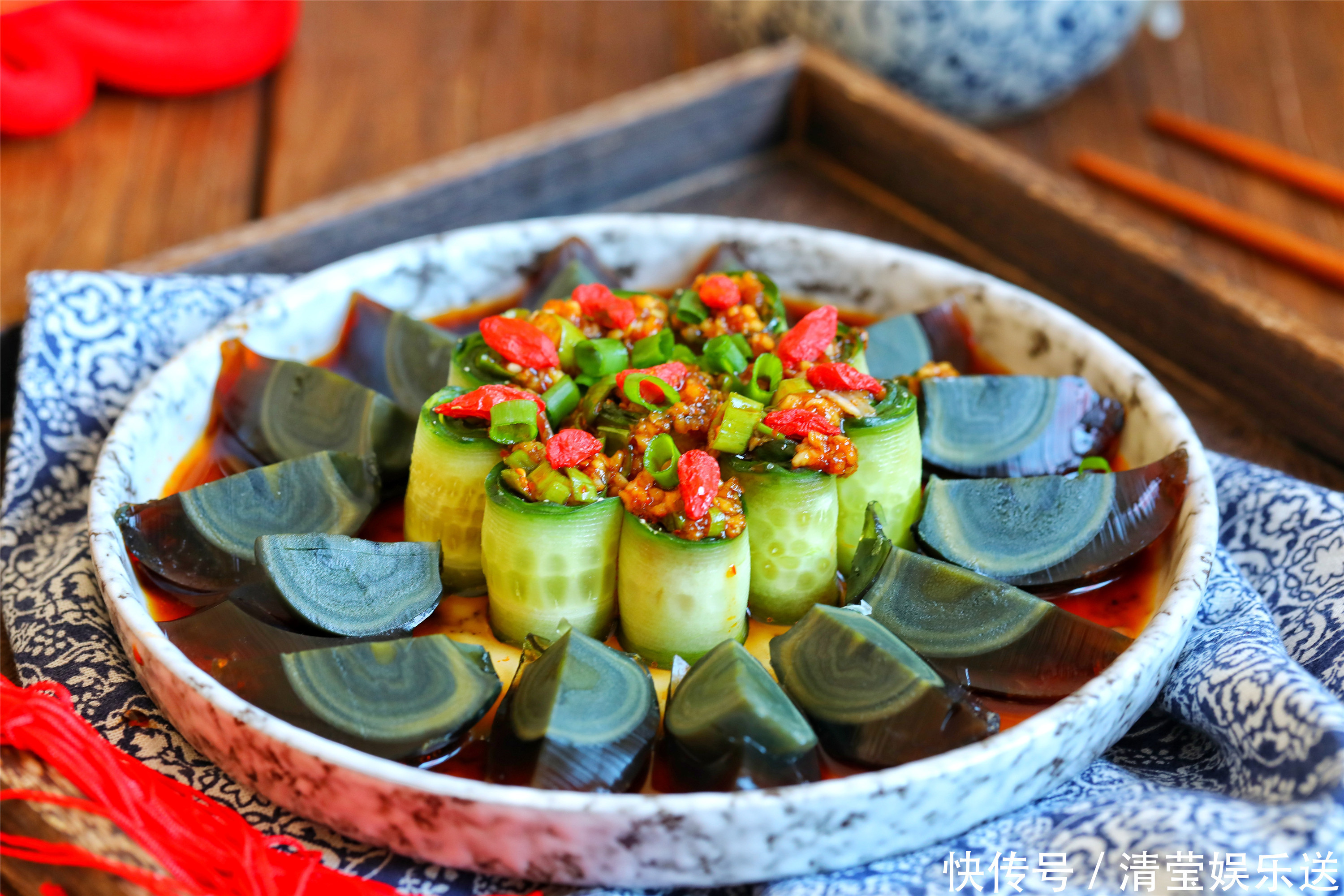 漂亮|东北人家年夜饭,凉拌菜少不了,做多少都光盘,精心摆盘真漂亮