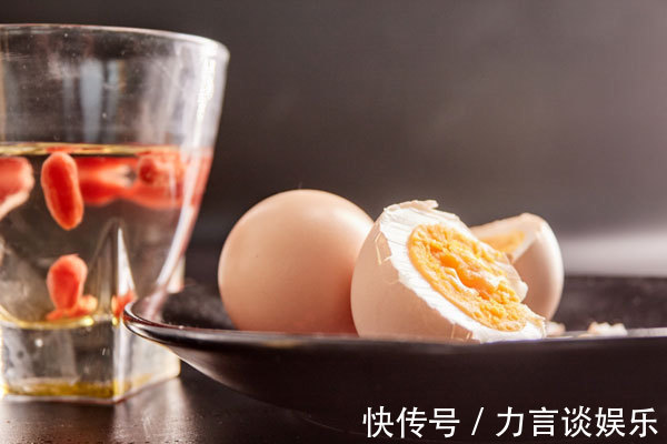 肠毒|早饭吃什么对肠胃好五种食物换着吃,排出肠毒,腹间赘肉也没了