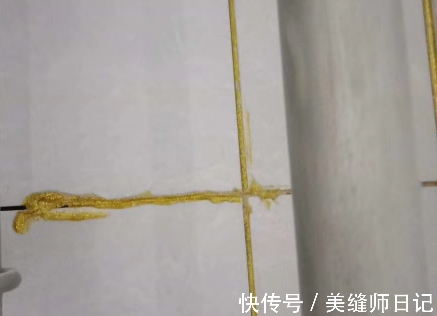 效果|自己劳心劳力做的美缝，效果却惨不忍睹！