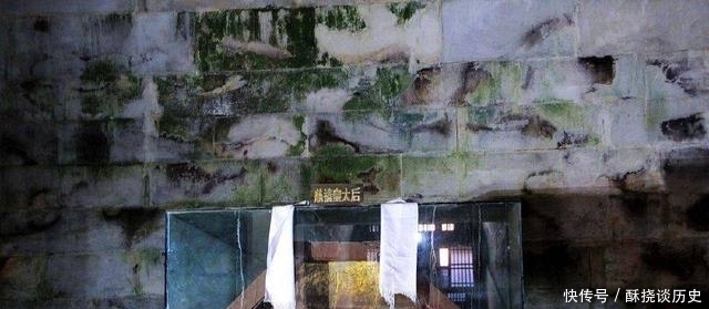 红色|慈禧的金丝楠木棺材，怎么变成了大红色棺材，其真相溥仪羞于开口！