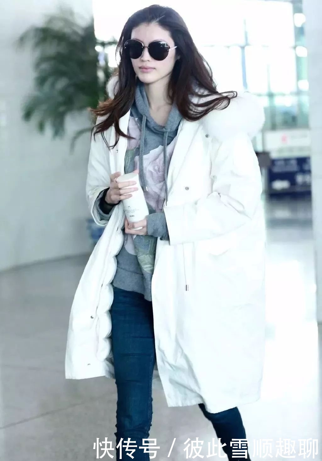 羽绒服+卫衣,真的时髦炸了!