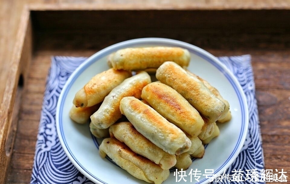 火腿肠|莴笋新吃法,皮薄馅足,清淡鲜香,吃再多也不腻,比炒的香多了